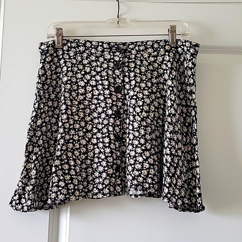 Forever 21 floral mini skirt
